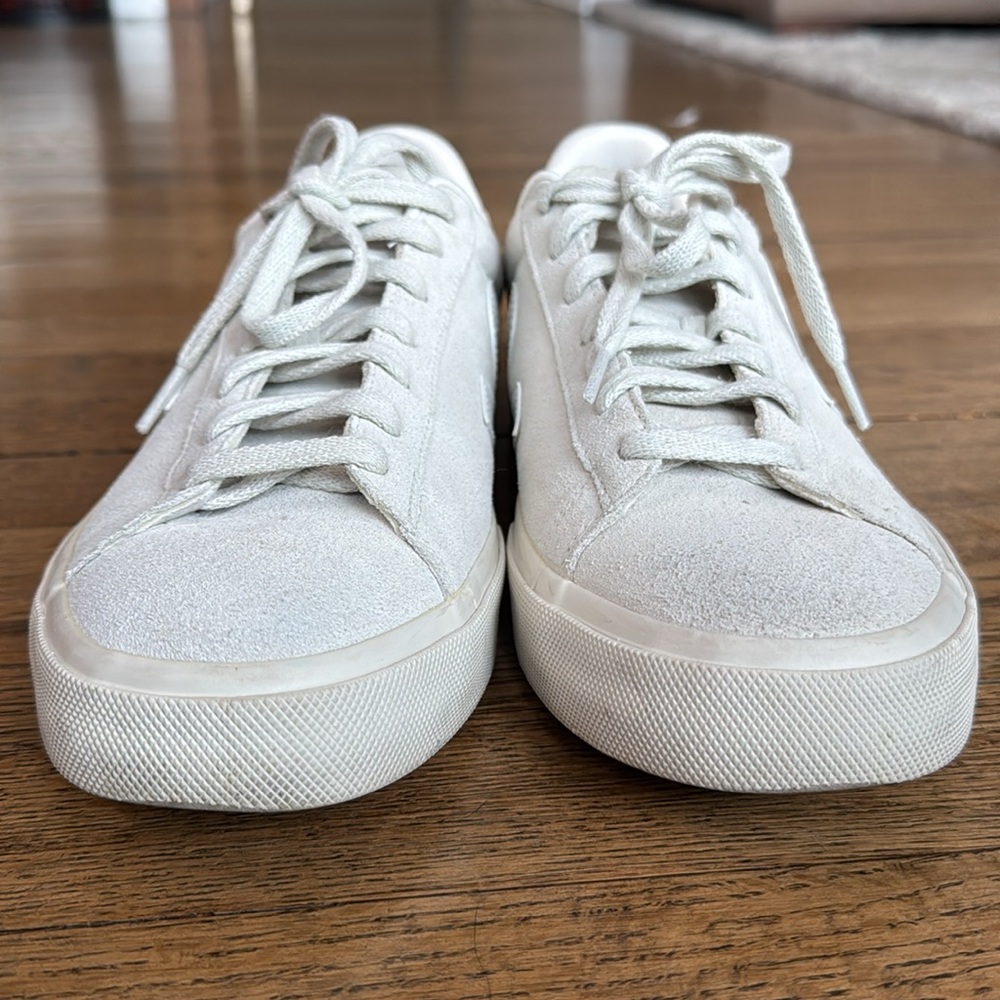 VEJA Campo Suede Sneakers, Natural White, Size US10/EUR43 - Picture 6 of 9